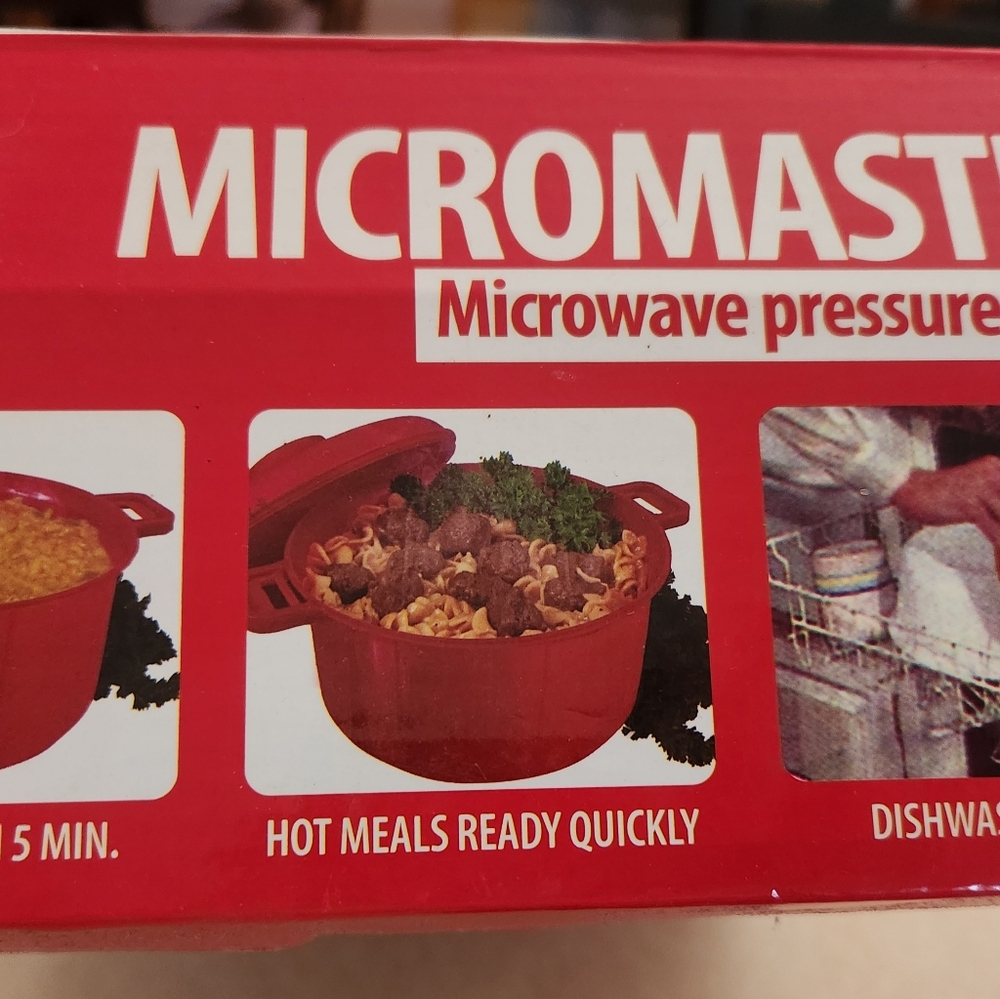 Red Microwave Pressure Cooker - Picture 3 of 5